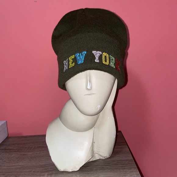 New York Green Beanie - Picture 1 of 4